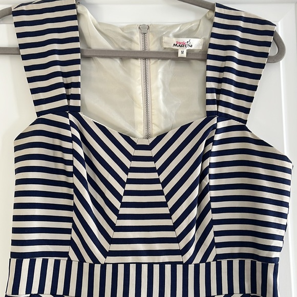 Pink Martini Dress Size Medium - Picture 3 of 5